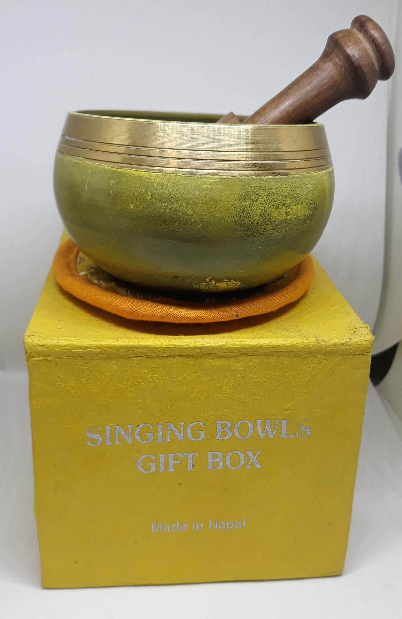 Chakra Singing Bowl - Solar Plexus: approx. 3.5” Diameter