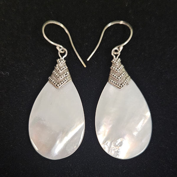 Mother of Pearl: Earrings