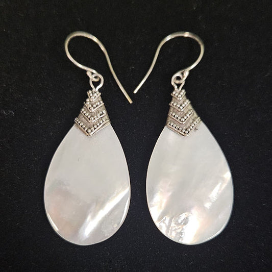 Mother of Pearl: Earrings